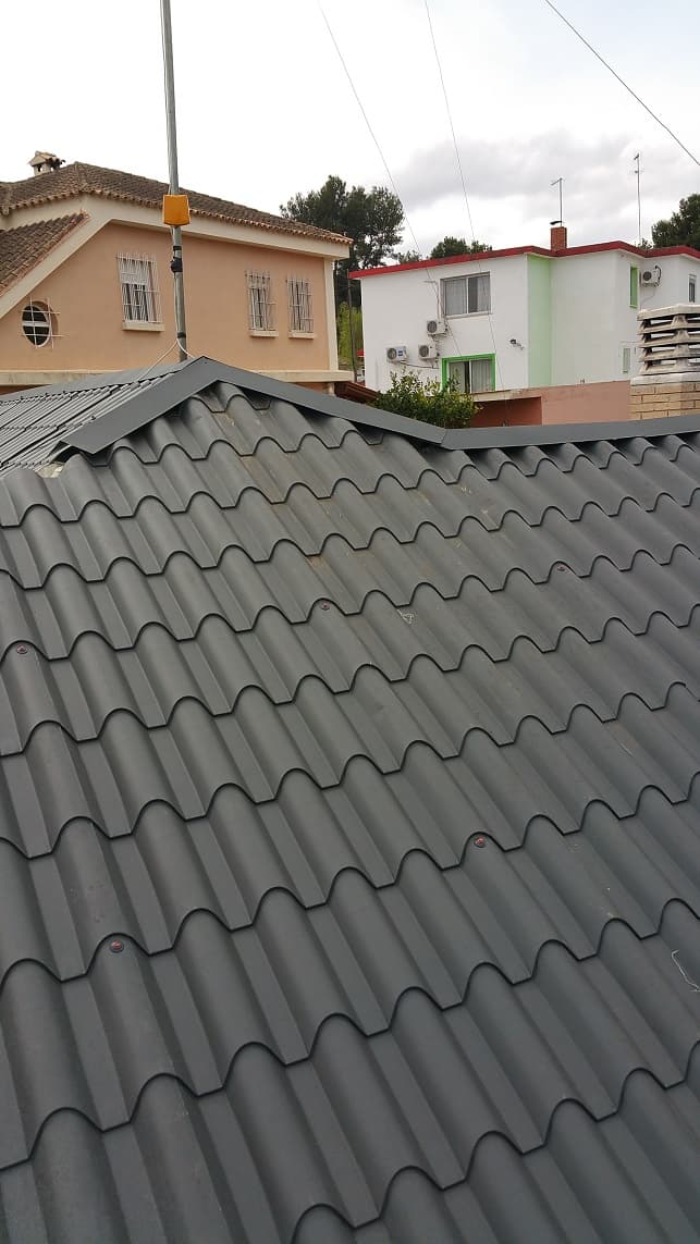 rehabilitacion-tejado-con-panel-teja