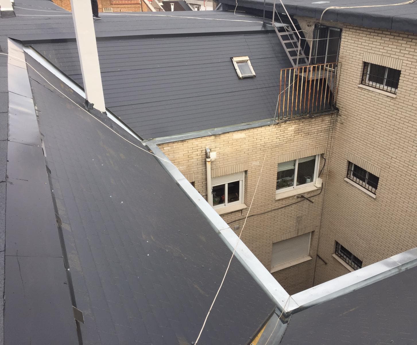 reforma de cubierta de pizarra