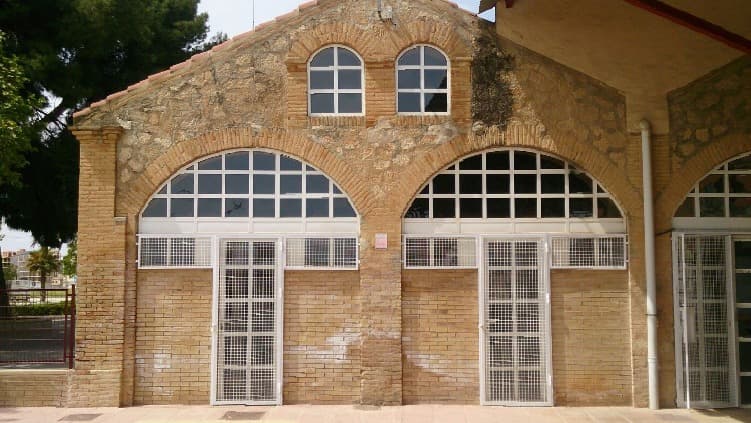 POLICARBONATO COMPACTO