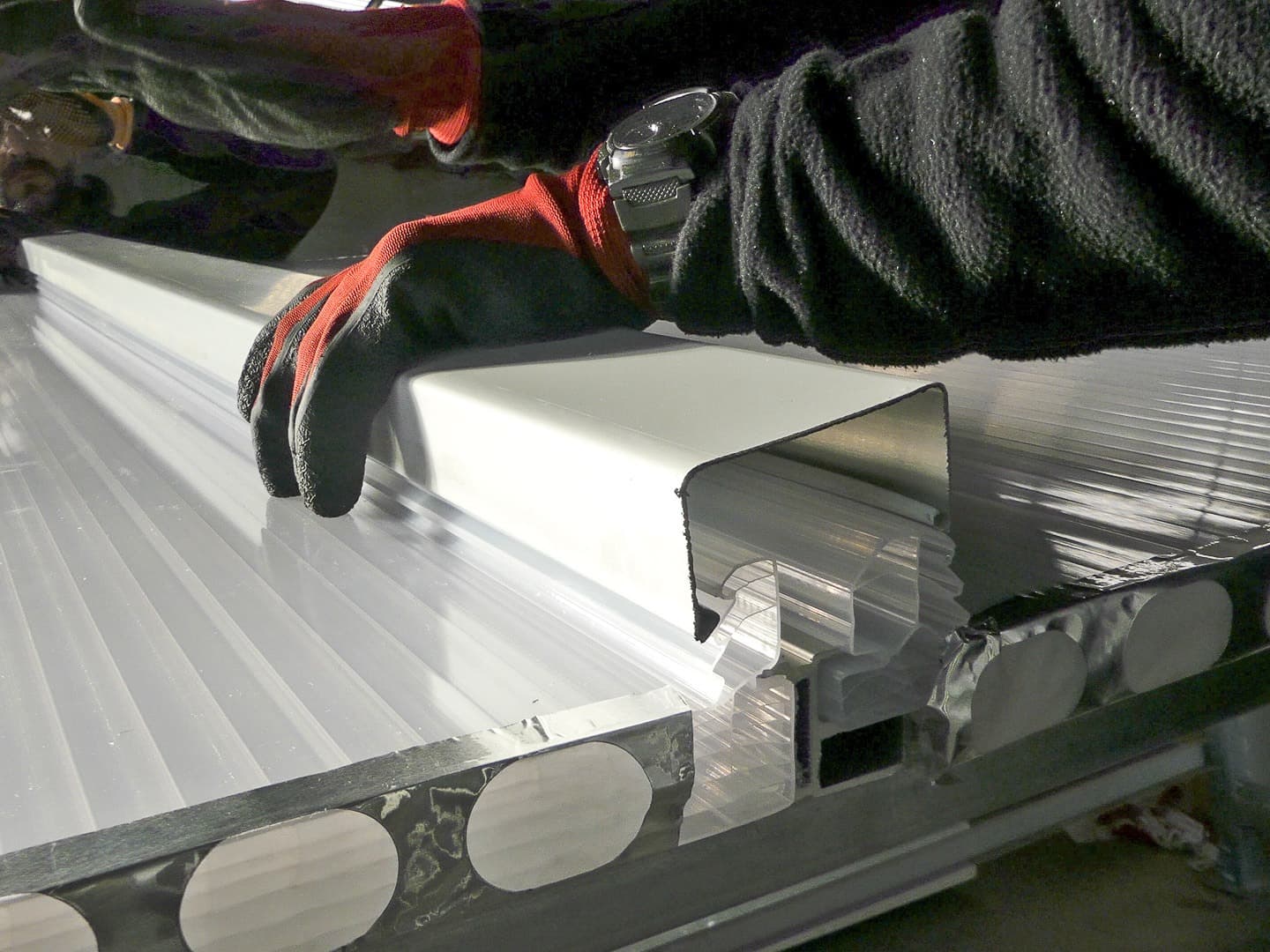 instalacion-multipanel-continuo