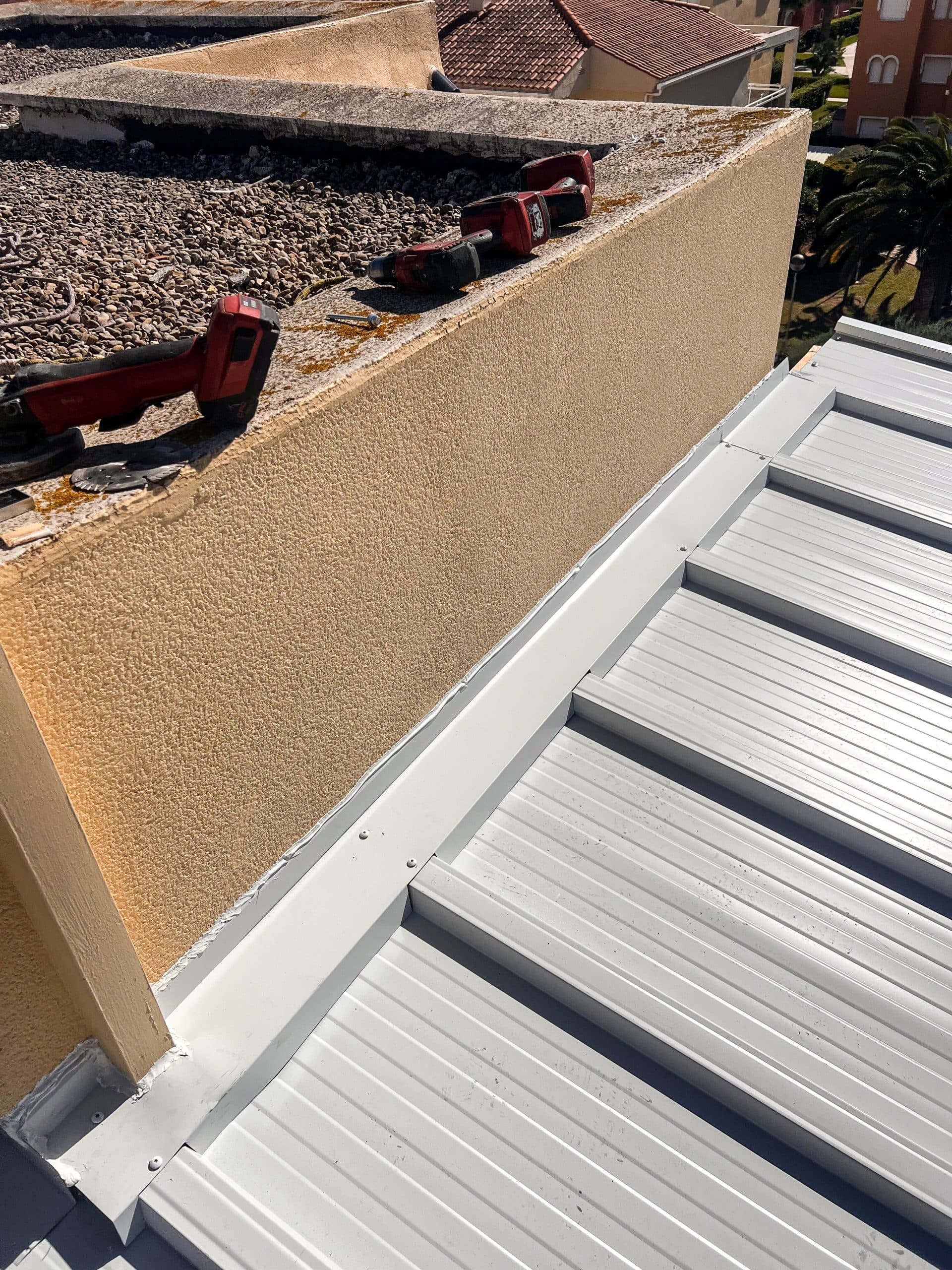 remate entrega pared ironlux