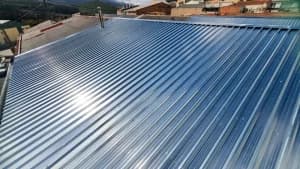 Cubierta rehabilitada con chapa galvanizada grecada