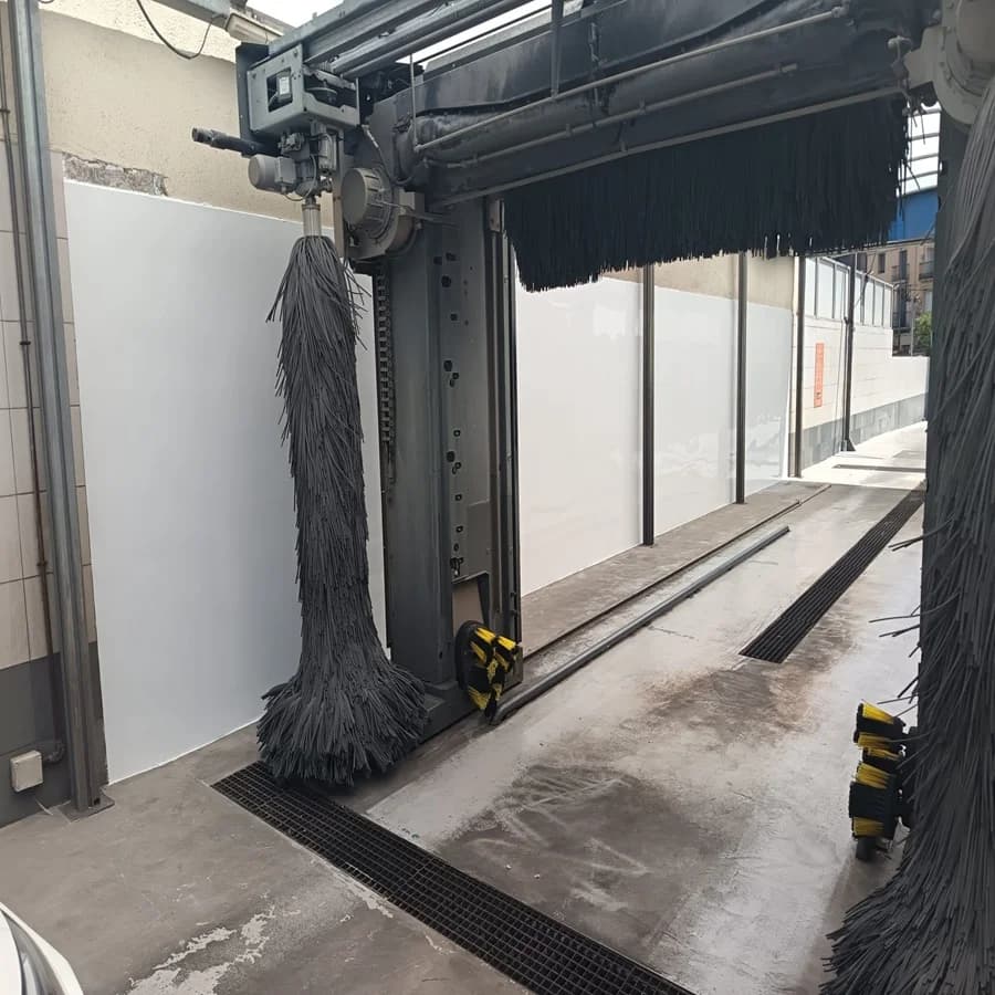 policarbonato celular + cliniwall ironlux 2025 (2)